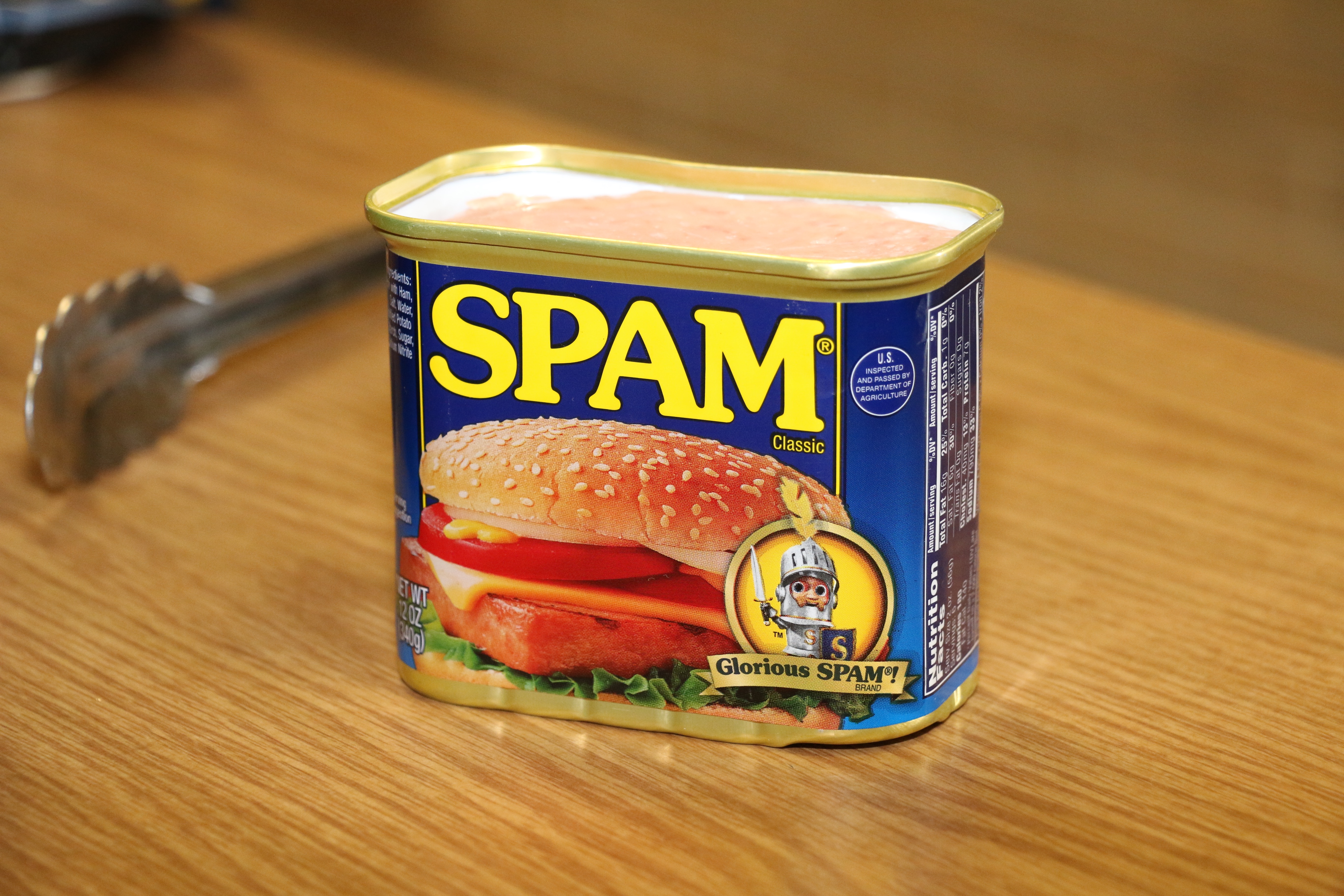О свиных консервах или почему SPAM это СПАМ?