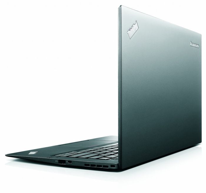 Lenovo улучшила ультрабук ThinkPad X1 Carbon