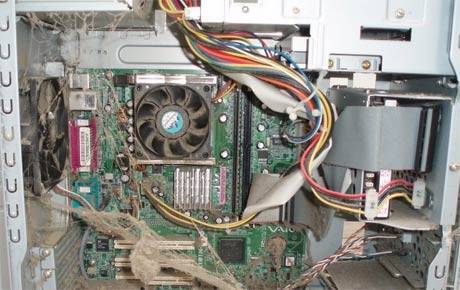 Почему компьютер самопроизвольно перезагружается